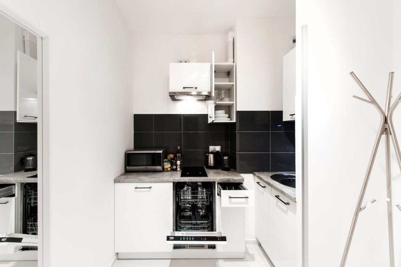 Project Comfort Apartament Dywizjonu 303 175/8 Apartment